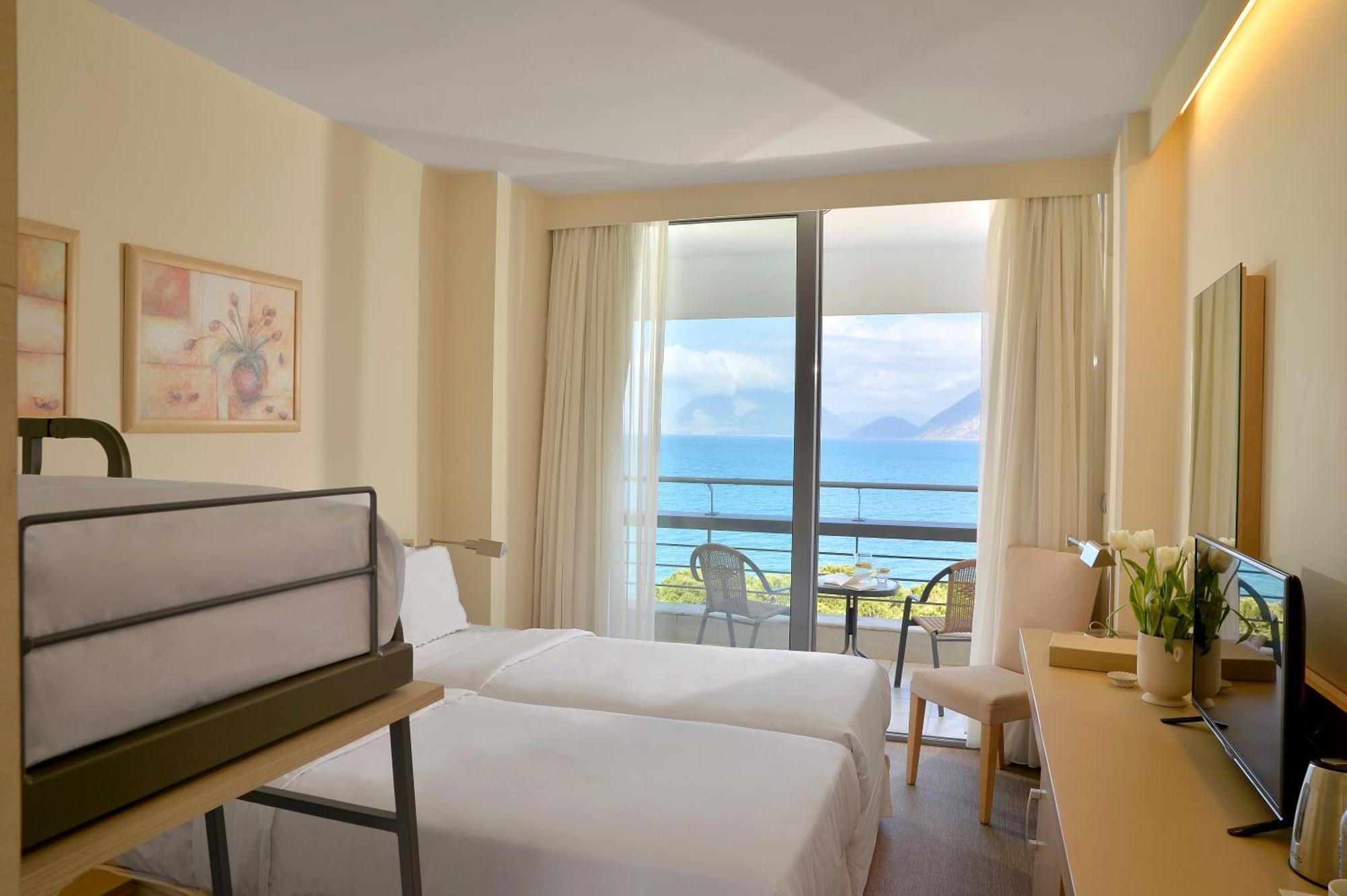 Airotel Achaia Beach Patras Buitenkant foto